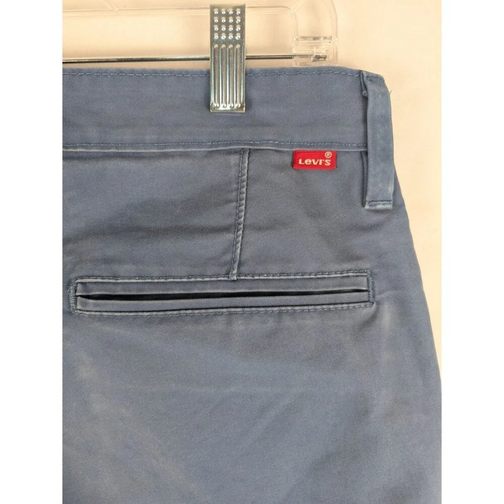 Levis Jeans Mens 33x32‎ Blue Chino Pants